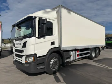 Transportator Camion Scania P360 în Vena Austria